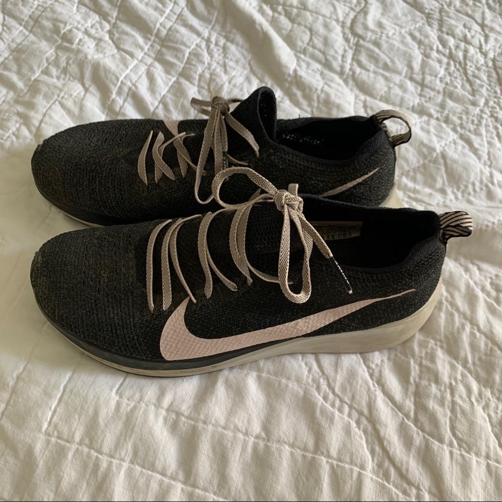 Nike Zoom Flyknit Racing Running Shoe  9.5